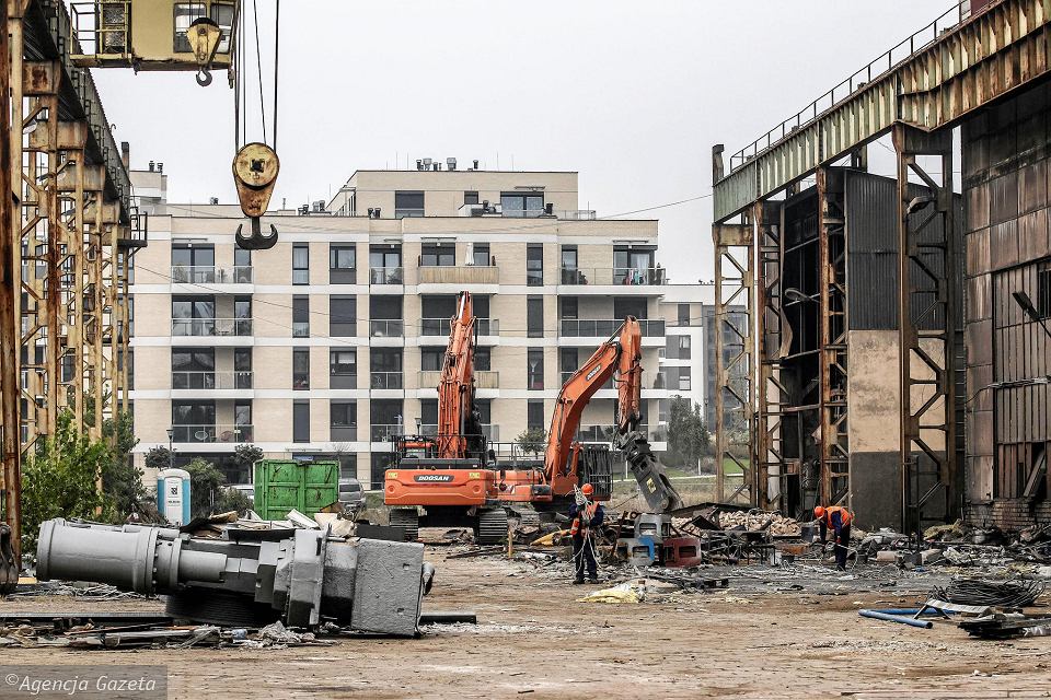 Demolition works at the Bydgoszcz factory of PROJPRZEM MAKRUM