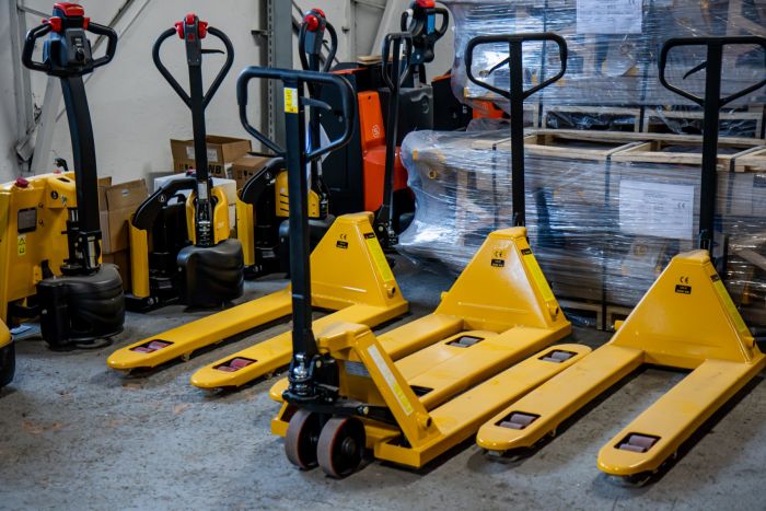 Promlift pallet trucks (video)